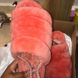 AUTHENTIC Ugg fluff yeah slides US10